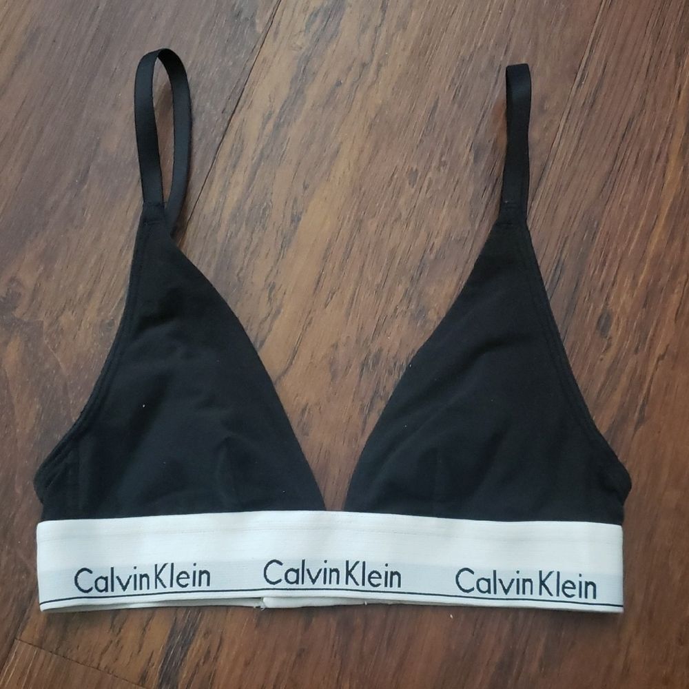 Calvin Klein Black Bralette Size XS Chic Trendy Dark Romantic Fairy Whimsigoth